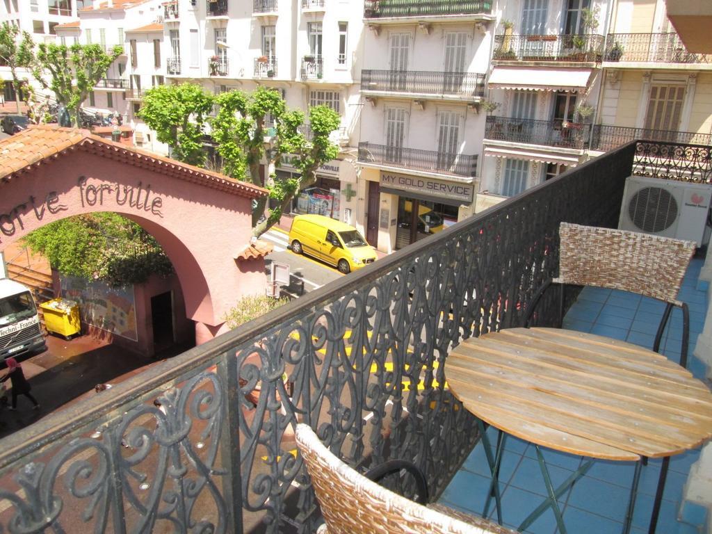 Modern Apartment 2 Bedrooms Quiet Terrace In A Palm Beach Area, 30 Meters From Seaside Cannes Pokój zdjęcie